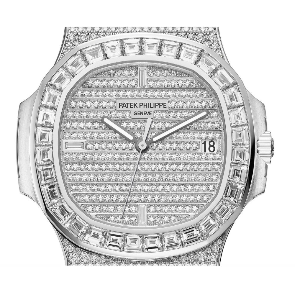 Patek Philippe Nautilus Date Ref# 5719/10G-010 - Image 4